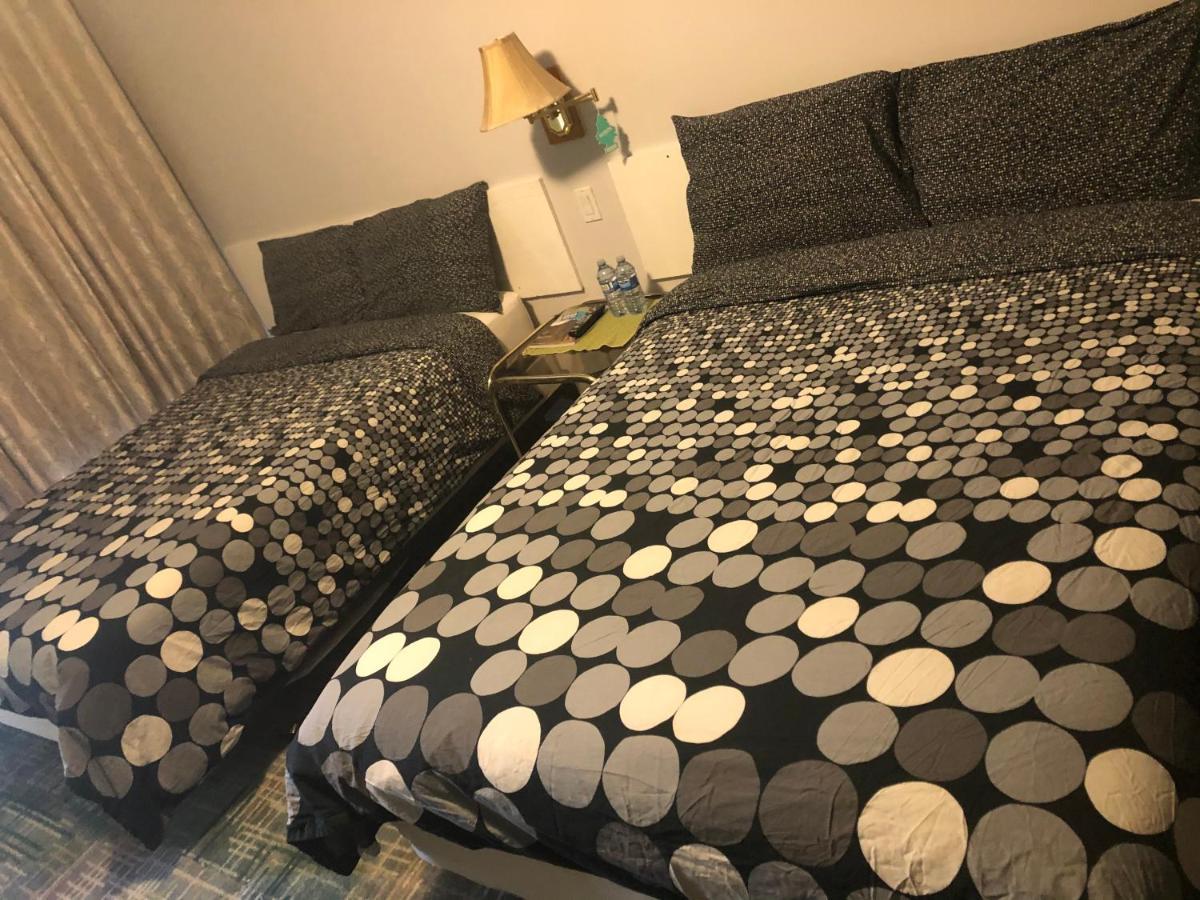 Alpine Motel Rocky Mountain House Bagian luar foto